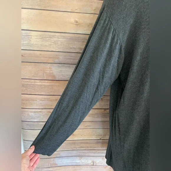 Torrid - Size 2 - Picture 7 of 13